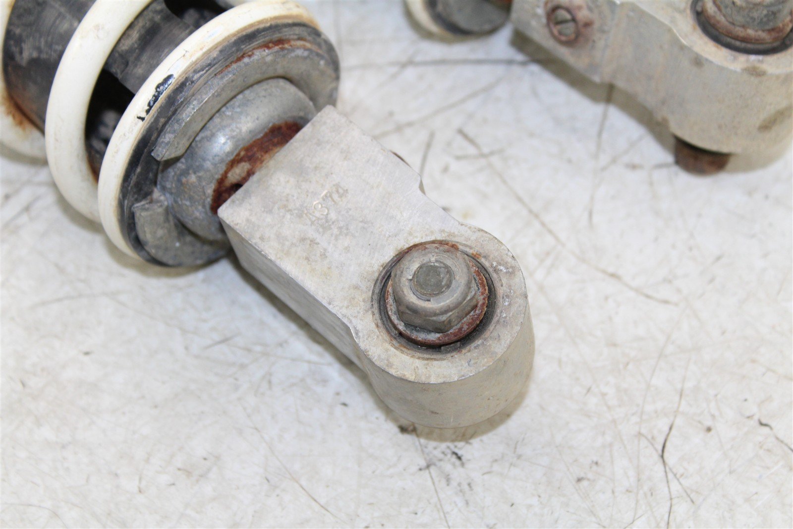 2004 Yamaha YFZ 450 Front Shocks Spring Absorber Left Right 50105