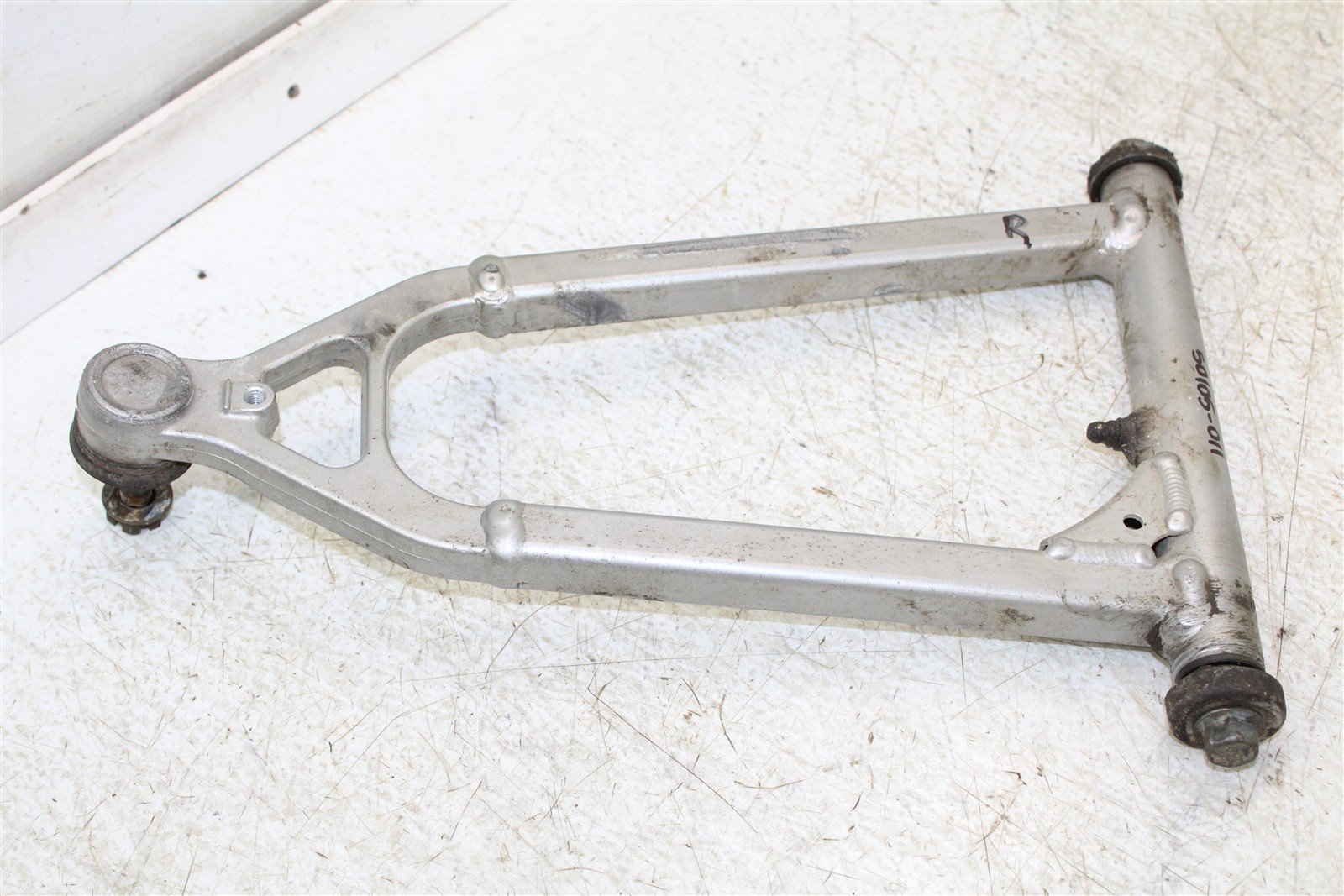 2004 Yamaha YFZ 450 Front Right Control A Arms Upper Lower 50105