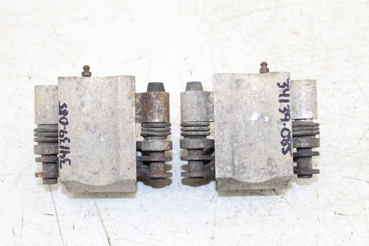 1998 Polaris Sport 400L 2x4 Front Brake Calipers Set Left Right 34139