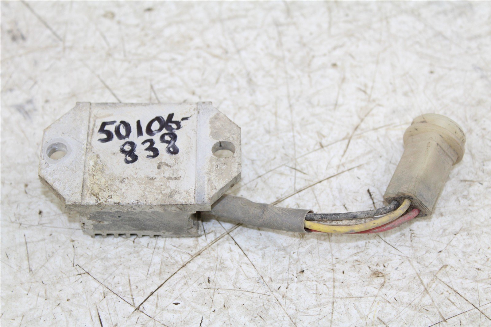 1992 Yamaha Timberwolf 250 2x4 Voltage Regulator Rectifier 50106