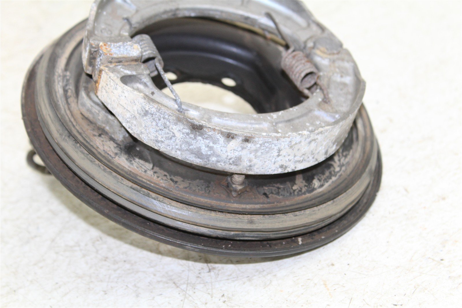 1992 Yamaha Timberwolf 250 2x4 Rear Brake Drum Backing Plate Panel Hub 50106