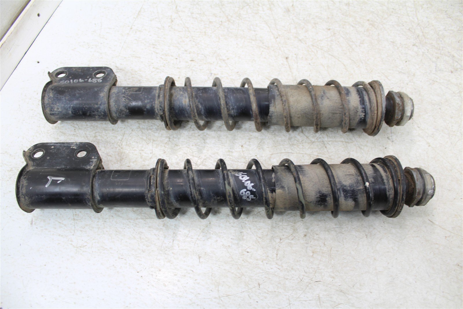 1992 Yamaha Timberwolf 250 2x4 Front Shocks Spring Absorber Left Right 50106