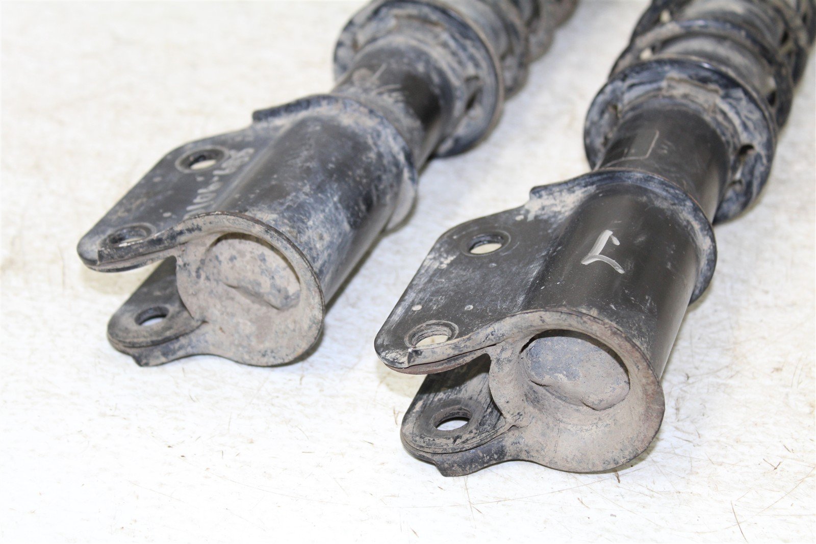 1992 Yamaha Timberwolf 250 2x4 Front Shocks Spring Absorber Left Right 50106