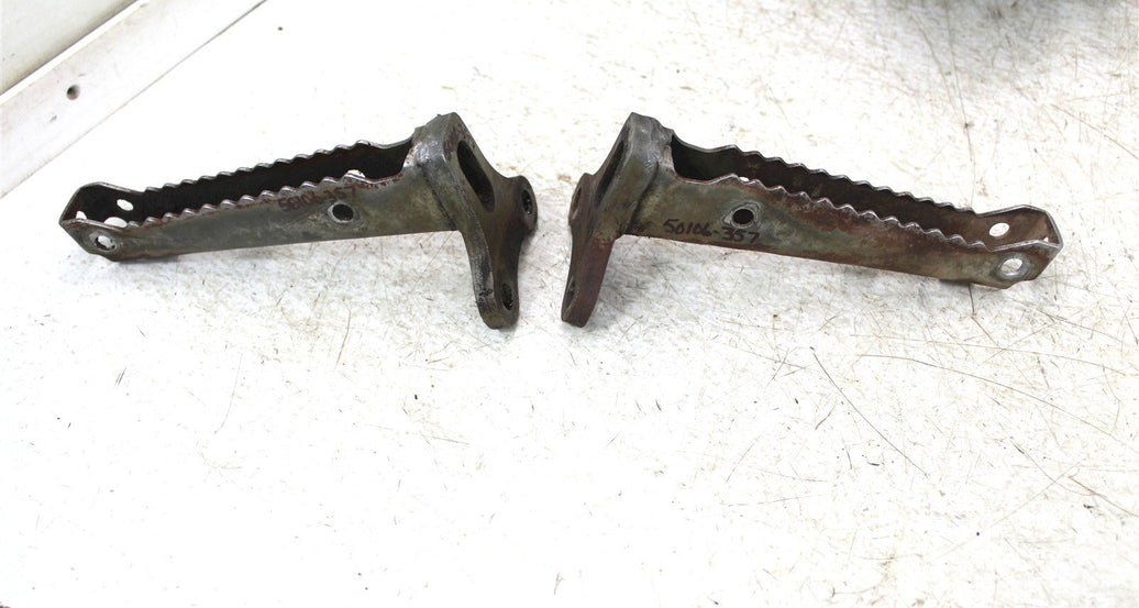 1992 Yamaha Timberwolf 250 2x4 Foot Pegs Rests Set Left Right 50106