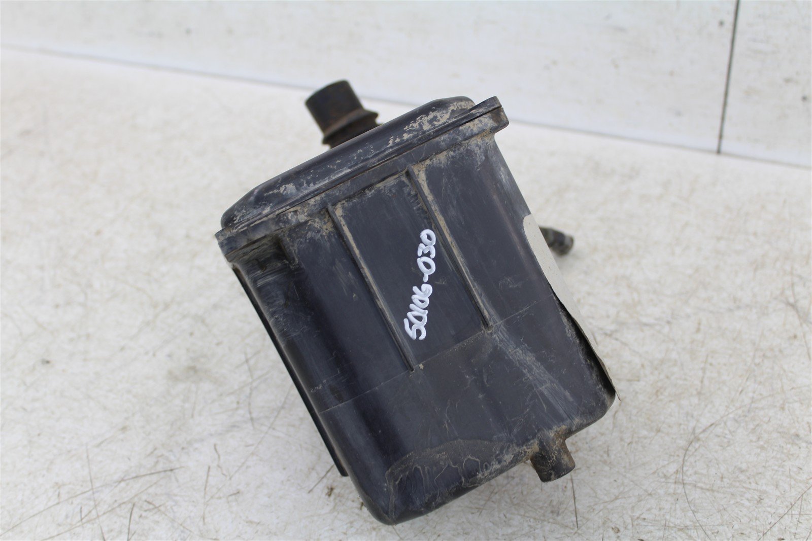 1992 Yamaha Timberwolf 250 2x4 Air Box Intake Housing Boot Filter Cage 50106