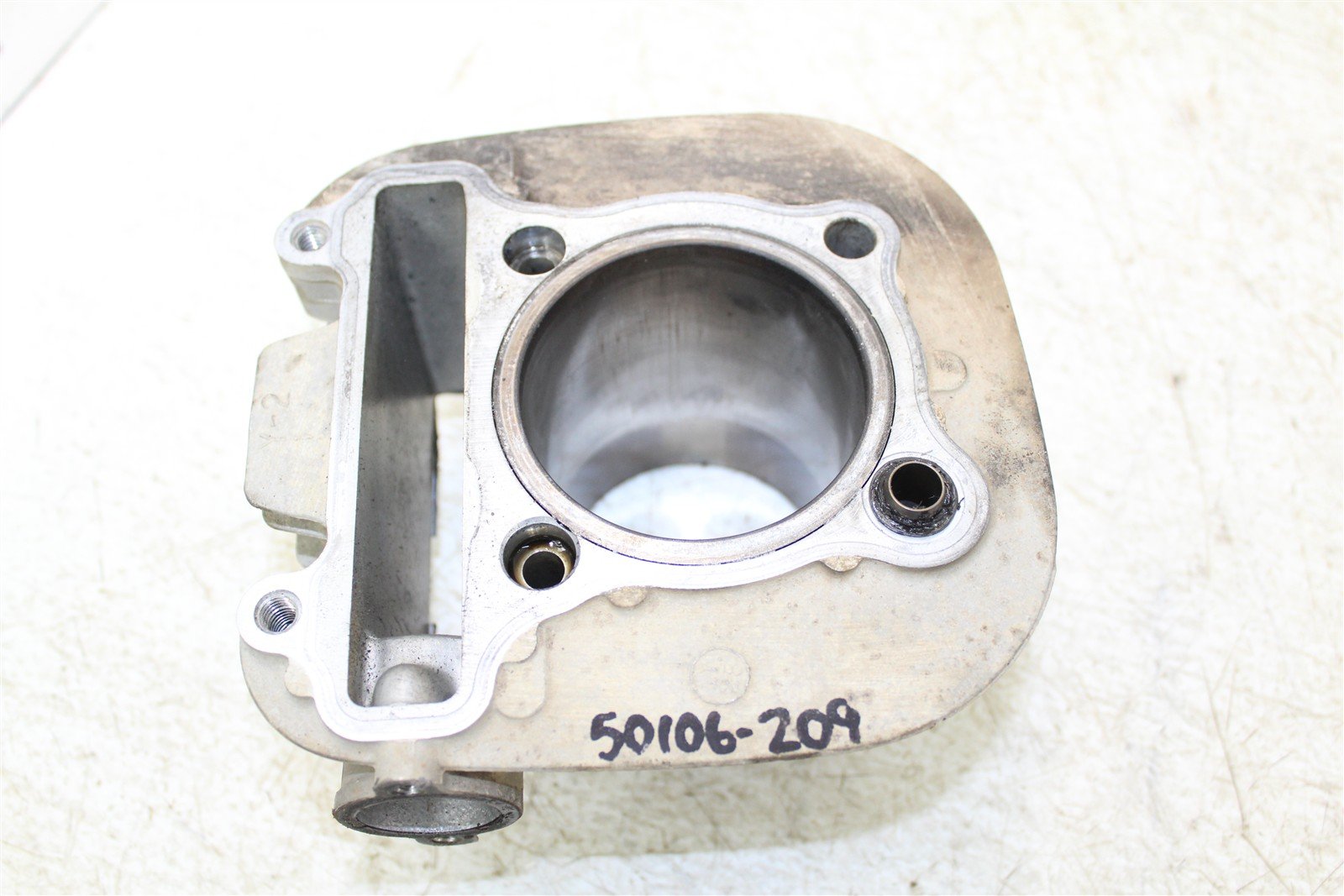 1992 Yamaha Timberwolf 250 2x4 Engine Cylinder Jug 50106