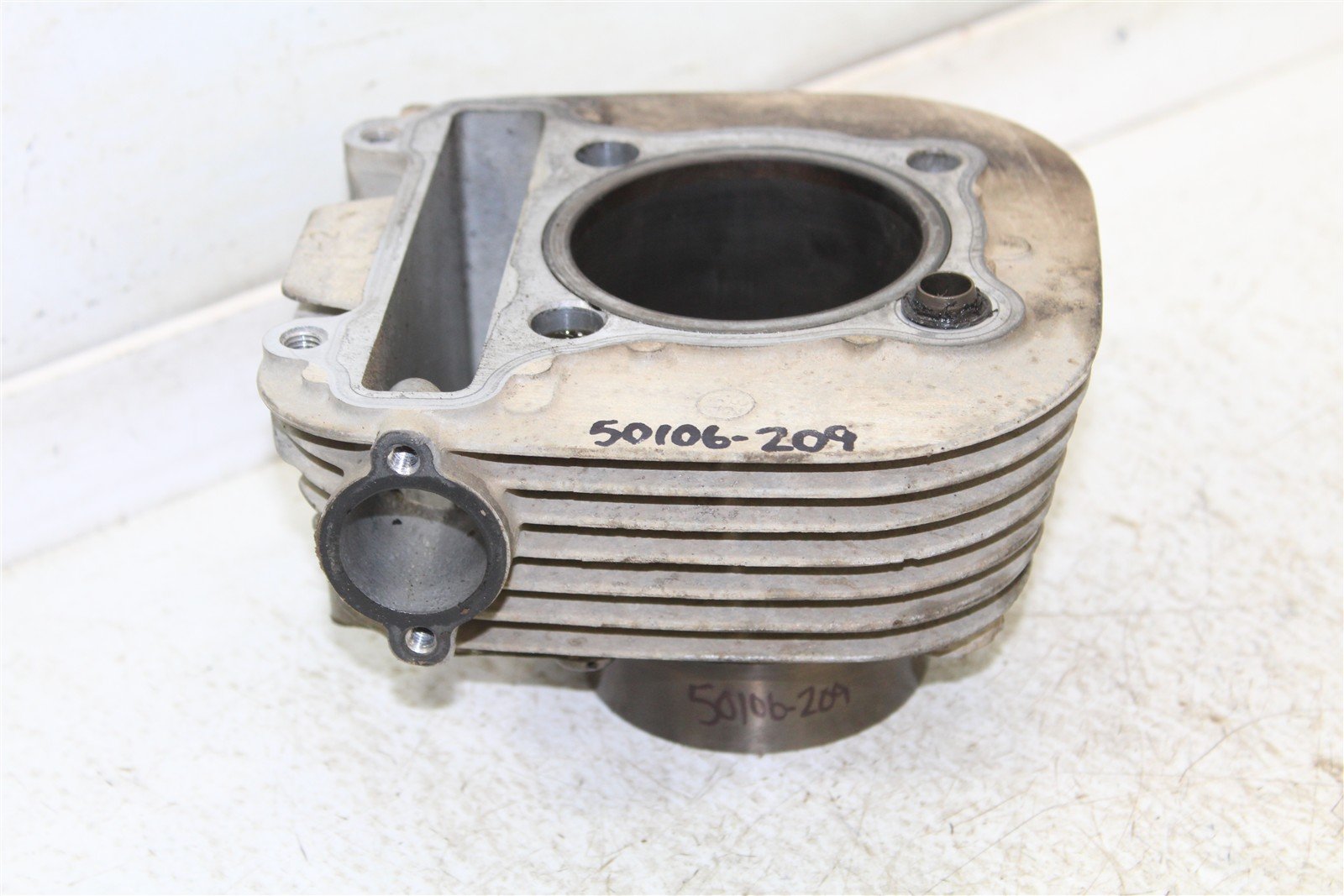 1992 Yamaha Timberwolf 250 2x4 Engine Cylinder Jug 50106