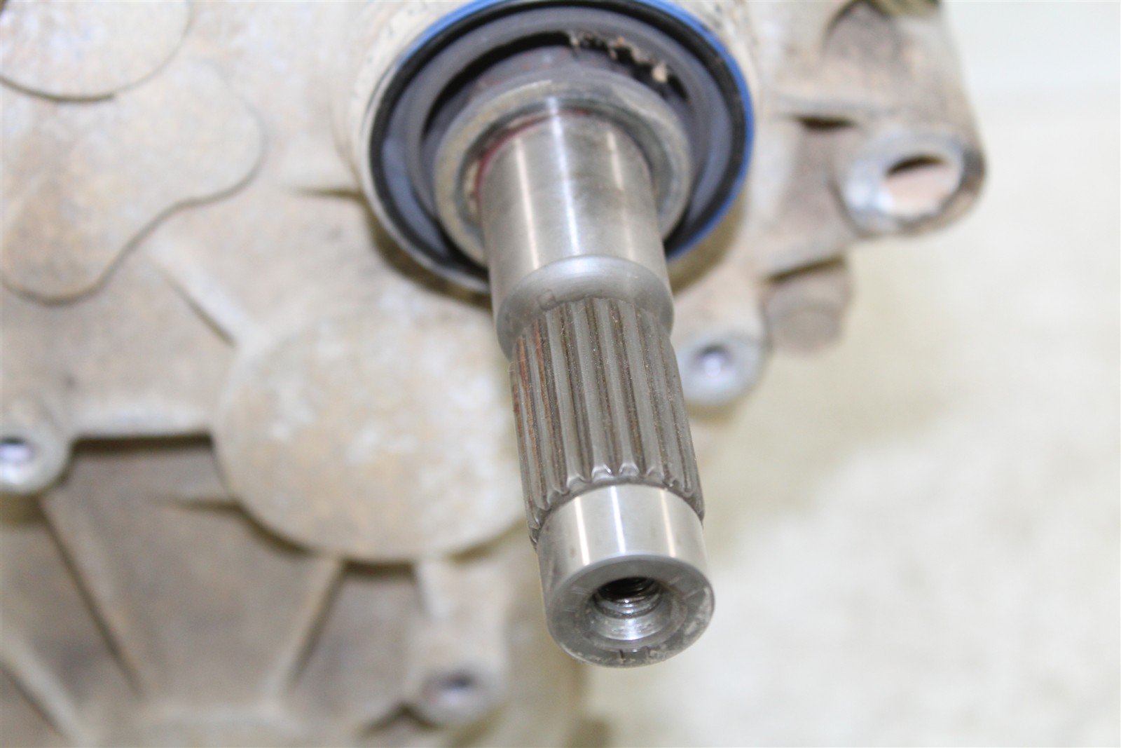 2004 Polaris Sportsman 600 4x4 Transmission Gear Box Case READ DESCRIPTION 34140