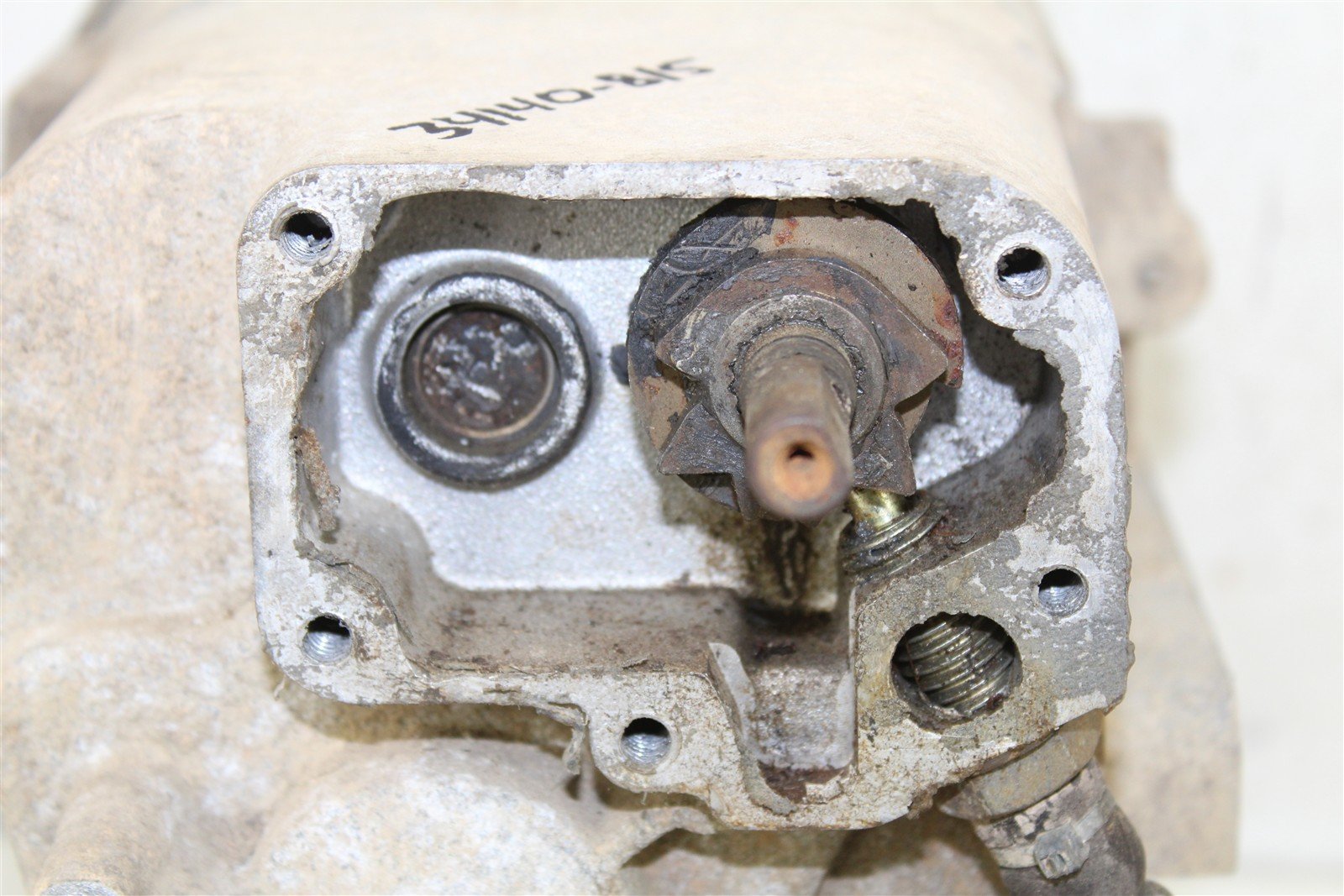 2004 Polaris Sportsman 600 4x4 Transmission Gear Box Case READ DESCRIPTION 34140