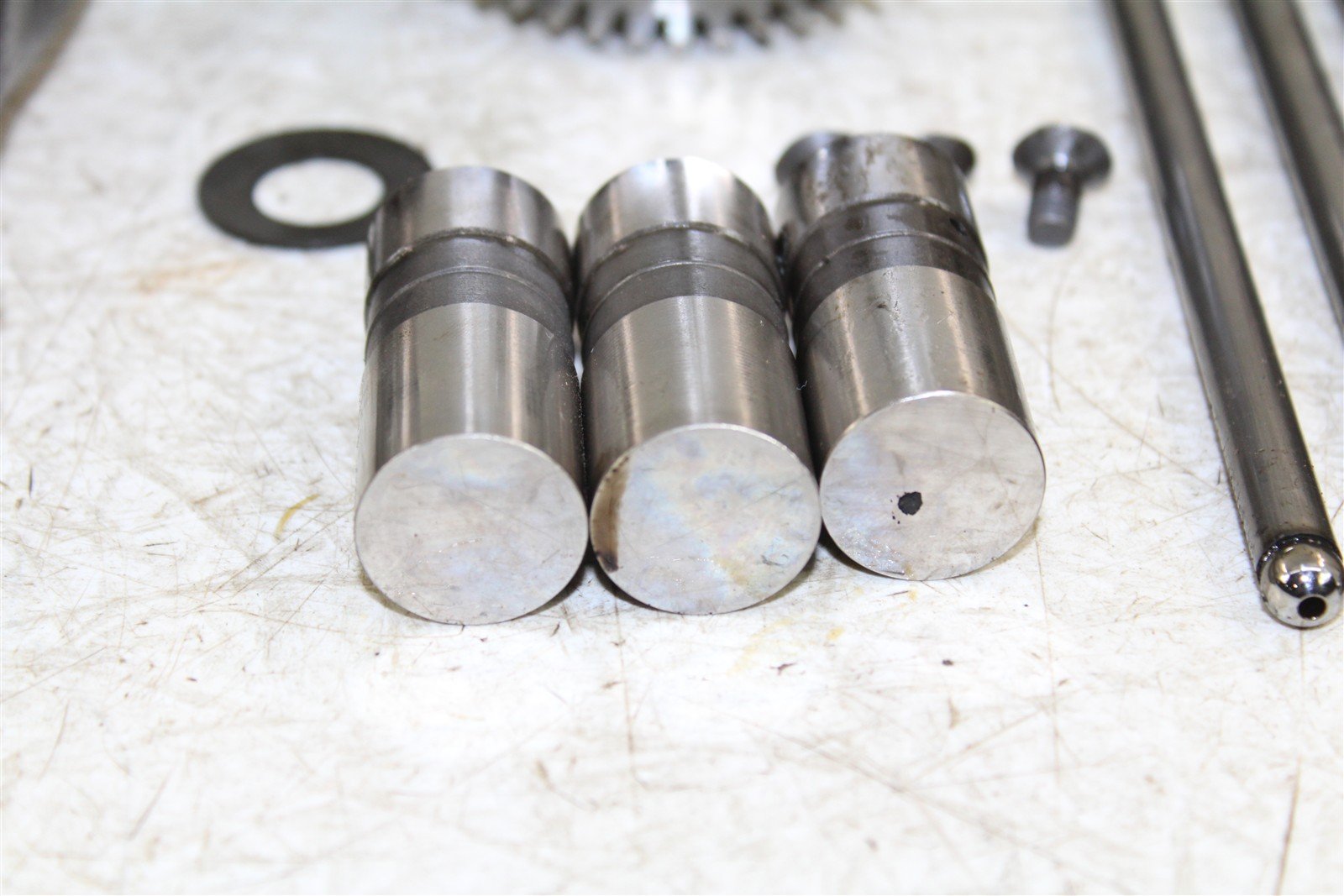2004 Polaris Sportsman 600 4x4 Oil Pump Lifter Push Rods Counter Balance 34140