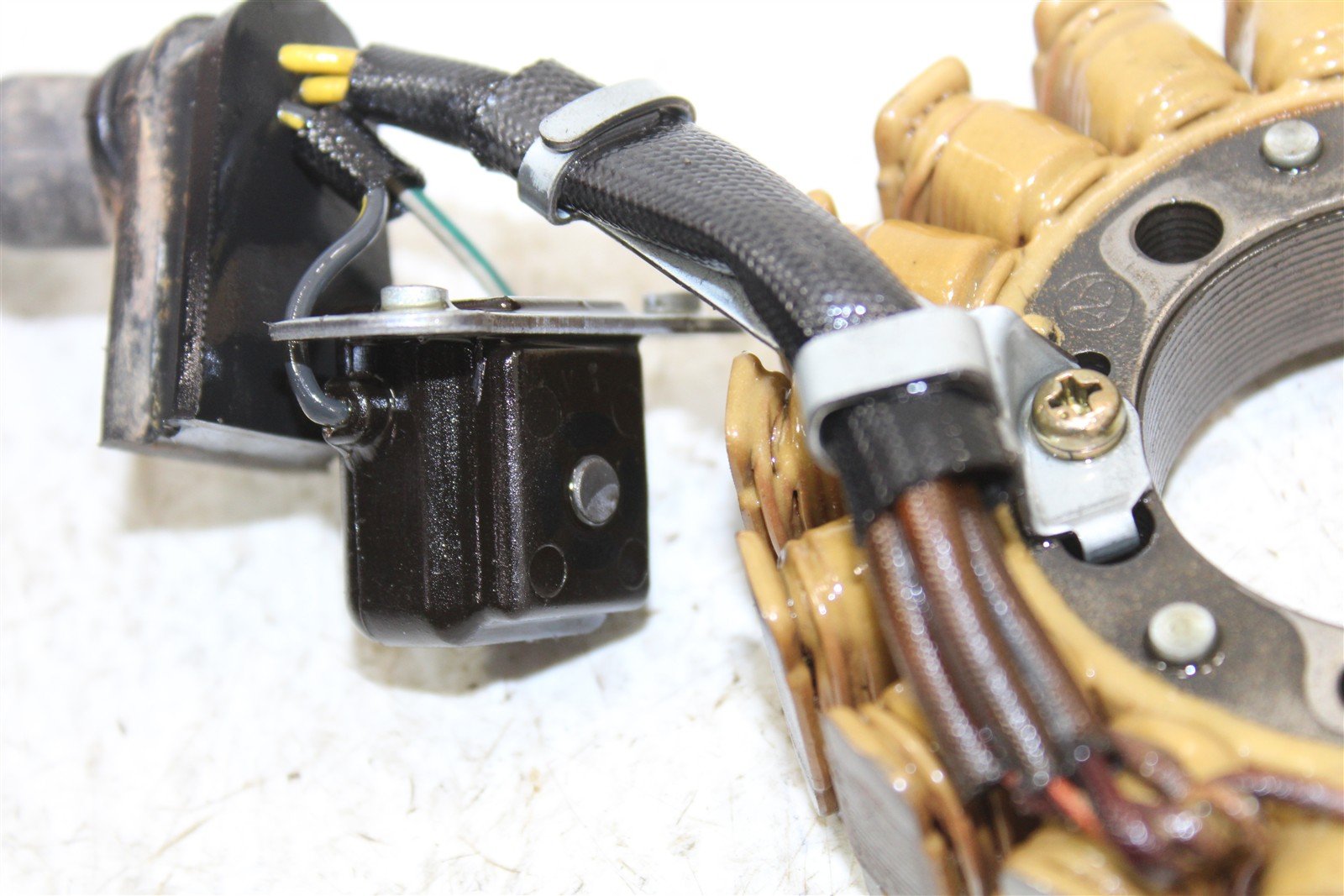 2001 Arctic Cat 250 2x4 Stator Magneto Generator Coil 00021