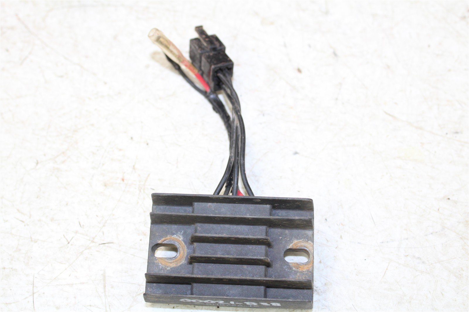 2001 Arctic Cat 250 2x4 Voltage Regulator Rectifier 00021