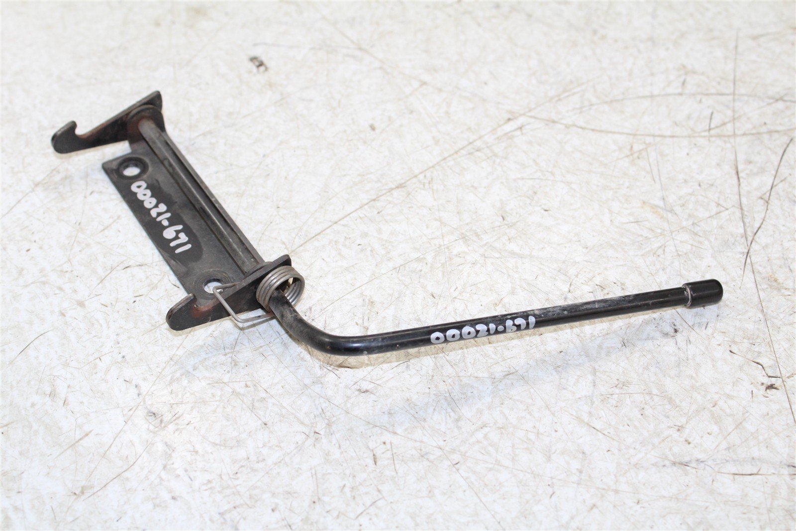 2001 Arctic Cat 250 2x4 Seat Latch Lever Mechanism 00021