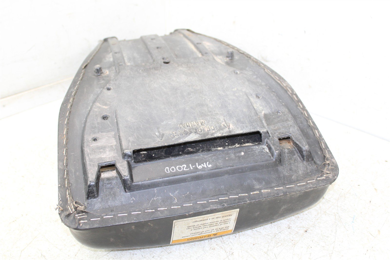 2001 Arctic Cat 250 2x4 Seat 00021