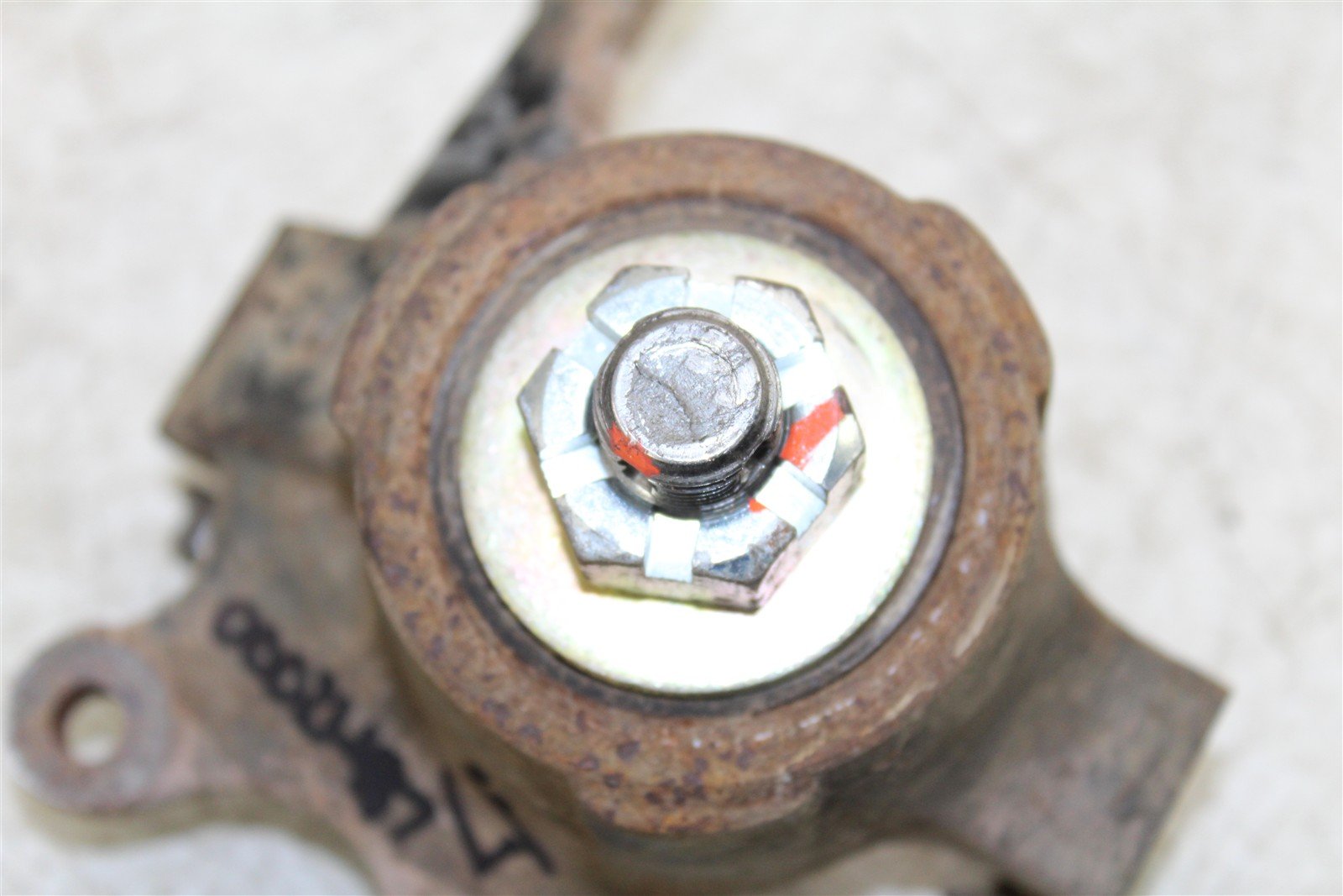 2001 Arctic Cat 250 2x4 Front Left Knuckle Control Arm Mount 00021