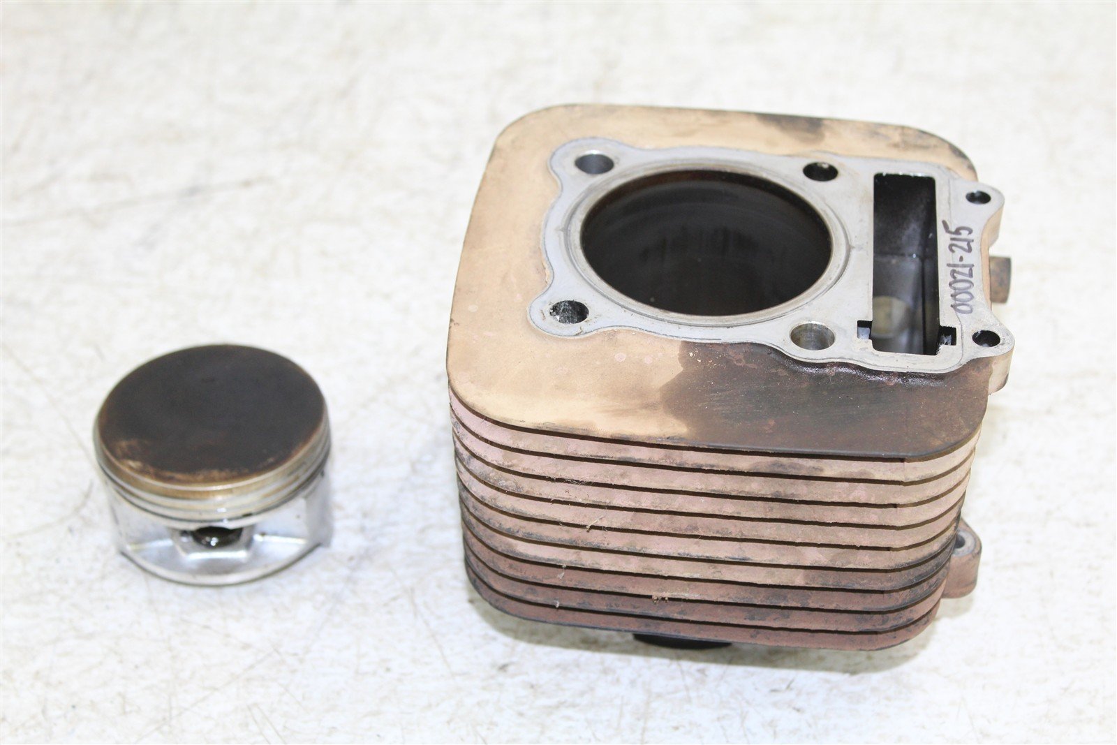 2001 Arctic Cat 250 2x4 Engine Cylinder Jug w/ Piston 00021