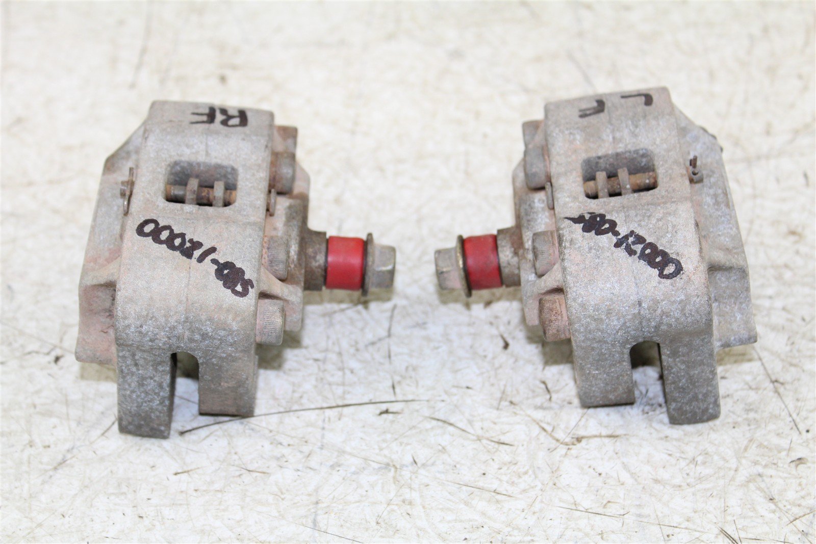 2001 Arctic Cat 250 2x4 Front Brake Calipers Set Left Right 00021