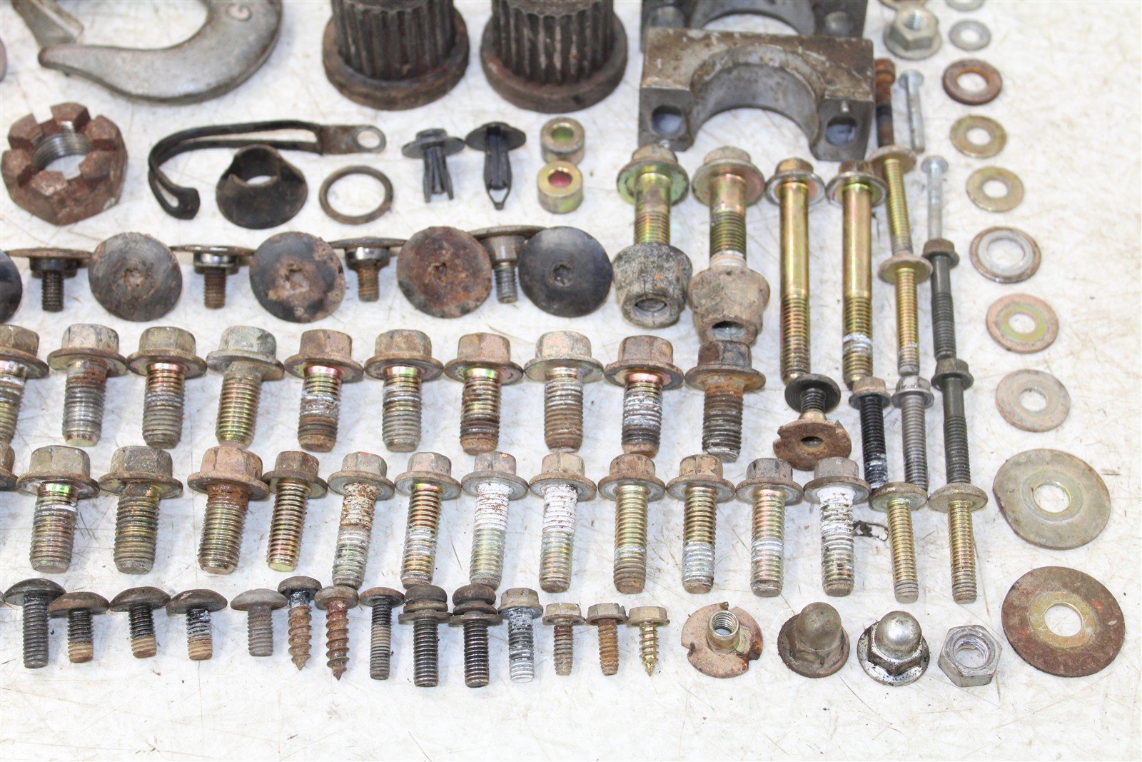 2001 Arctic Cat 250 2x4 Chassis Bolt Kit Hardware Wire Mount Bracket 00021