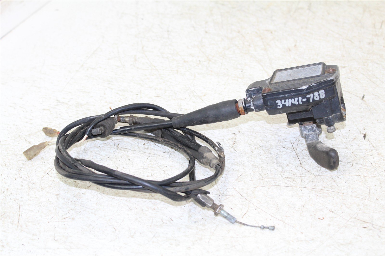 1990 Polaris Trail Boss 250 4x4 Throttle Lever Housing w/ Cable 34141