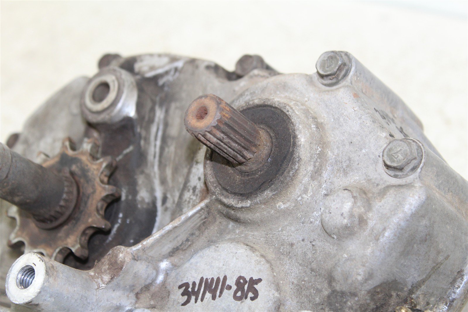 1990 Polaris Trail Boss 250 4x4 Transmission Gear Box Case 34141