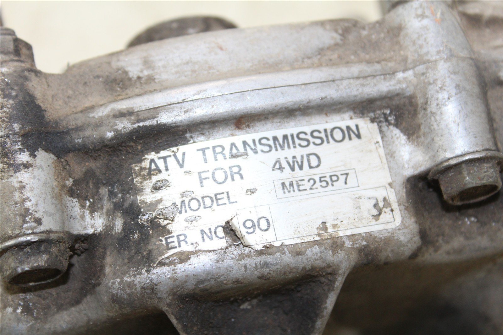 1990 Polaris Trail Boss 250 4x4 Transmission Gear Box Case 34141