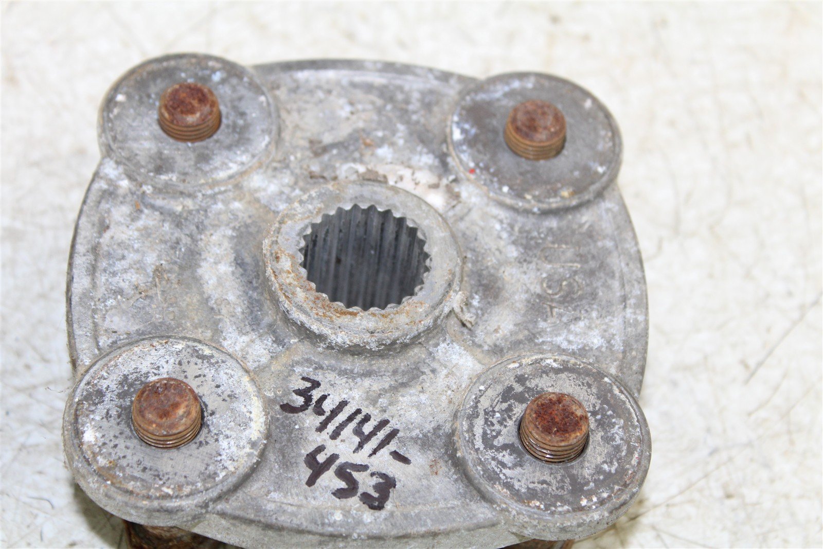 1990 Polaris Trail Boss 250 4x4 Rear Hubs Wheel Mounts 34141