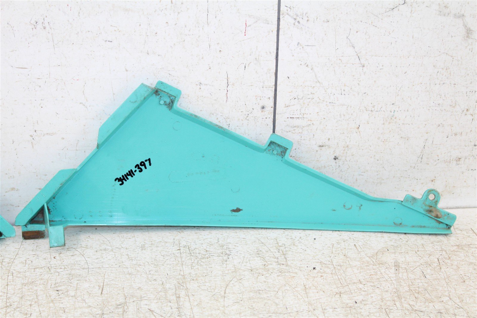 1990 Polaris Trail Boss 250 4x4 Gas Tank Shrouds Fenders Left Right 34141