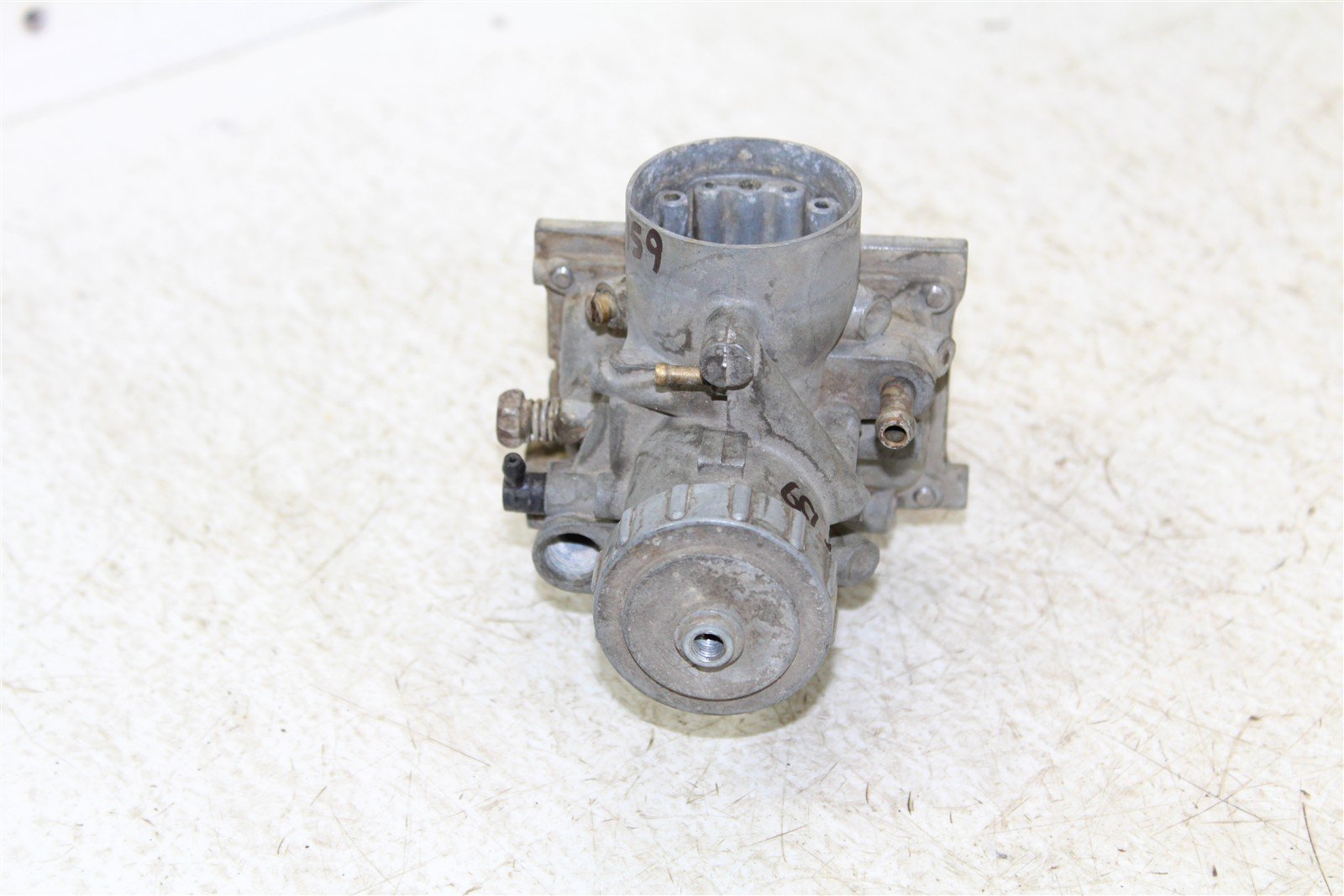 1990 Polaris Trail Boss 250 4x4 Mikuni Carburetor Carb Fuel Intake 34141
