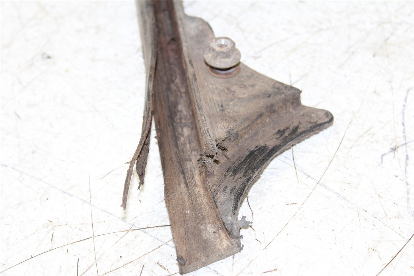 1990 Polaris Trail Boss 250 4x4 Swing Arm Chain Guide Guard 34141