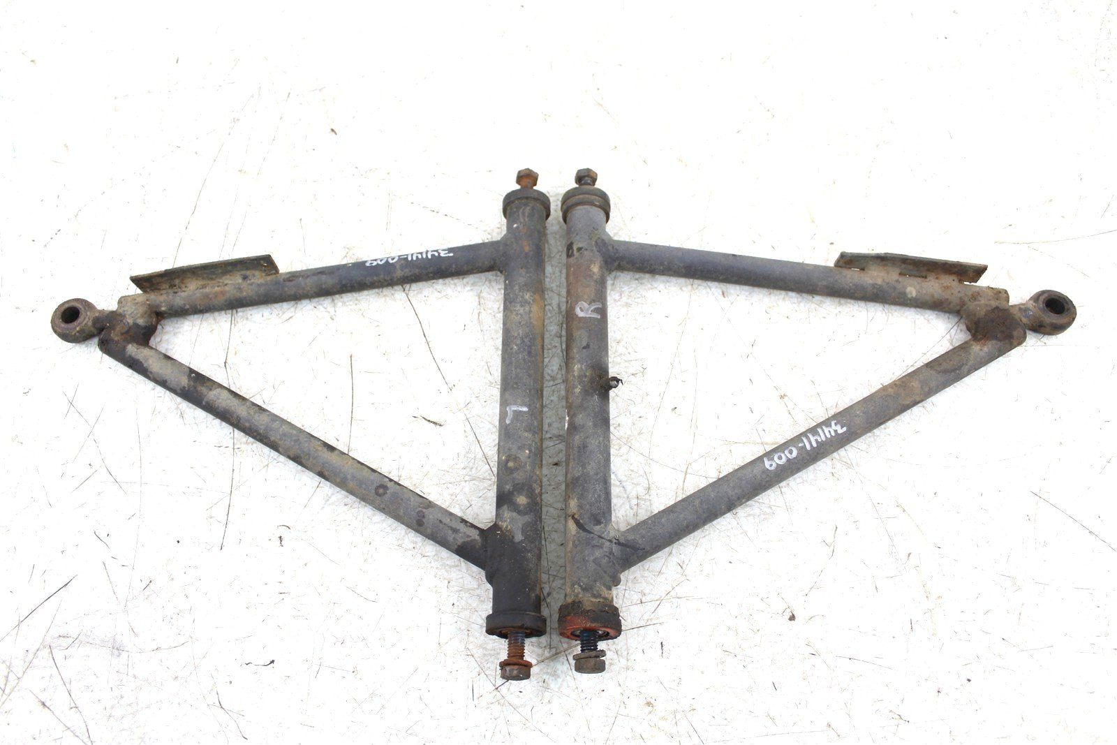 1990 Polaris Trail Boss 250 4x4 Front Lower Control A Arms Right Left 34141