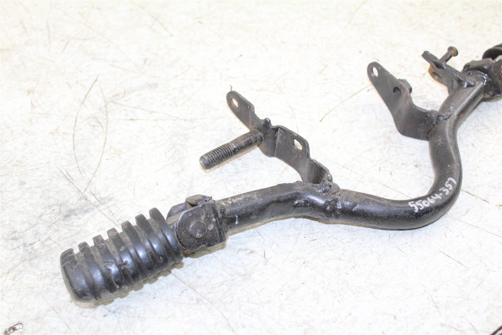 1993 Yamaha PW 80 Foot Pegs Set Hardware Springs Rests 55064