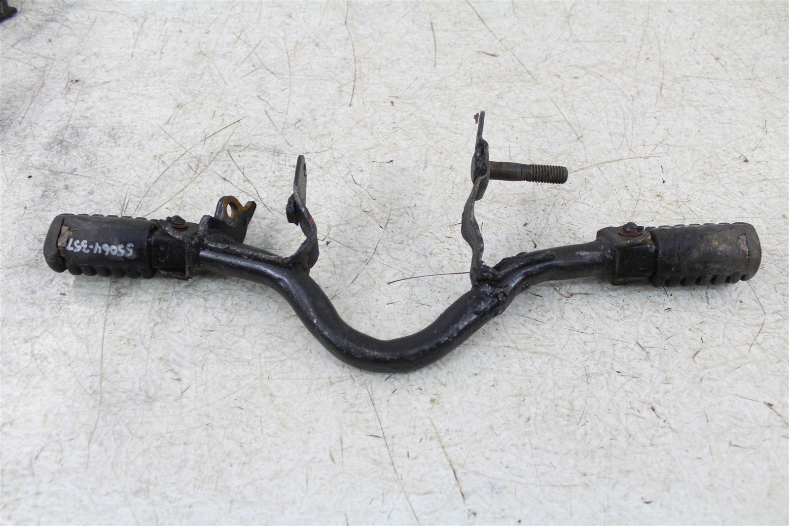 1993 Yamaha PW 80 Foot Pegs Set Hardware Springs Rests 55064