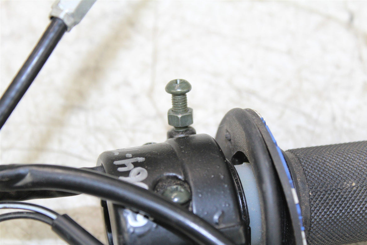 1993 Yamaha PW 80 Throttle Housing Tube w/ Cable Right Handle Switch 55064