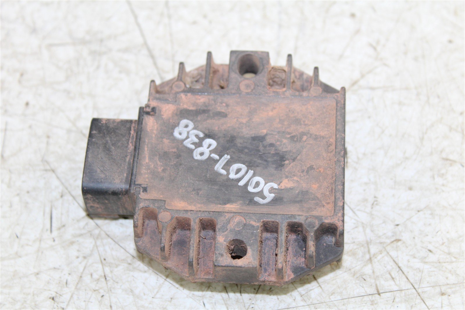 1999 Yamaha Grizzly 600 4x4 Voltage Regulator Rectifier 50107