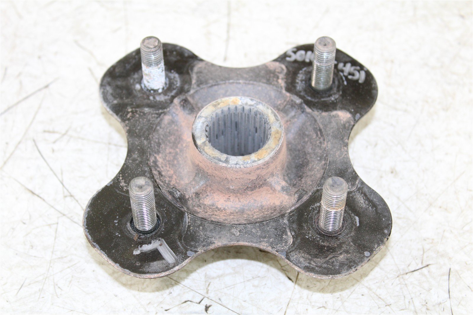 1999 Yamaha Grizzly 600 4x4 Rear Left Hub Wheel Mount 50107