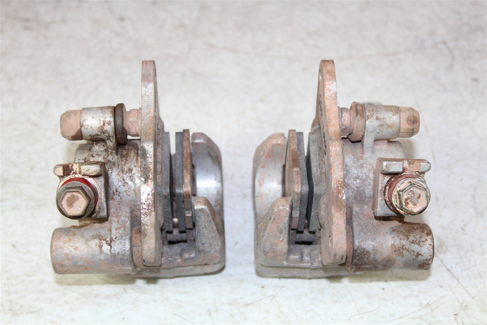 1999 Yamaha Grizzly 600 4x4 Front Brake Calipers Set Left Right 50107