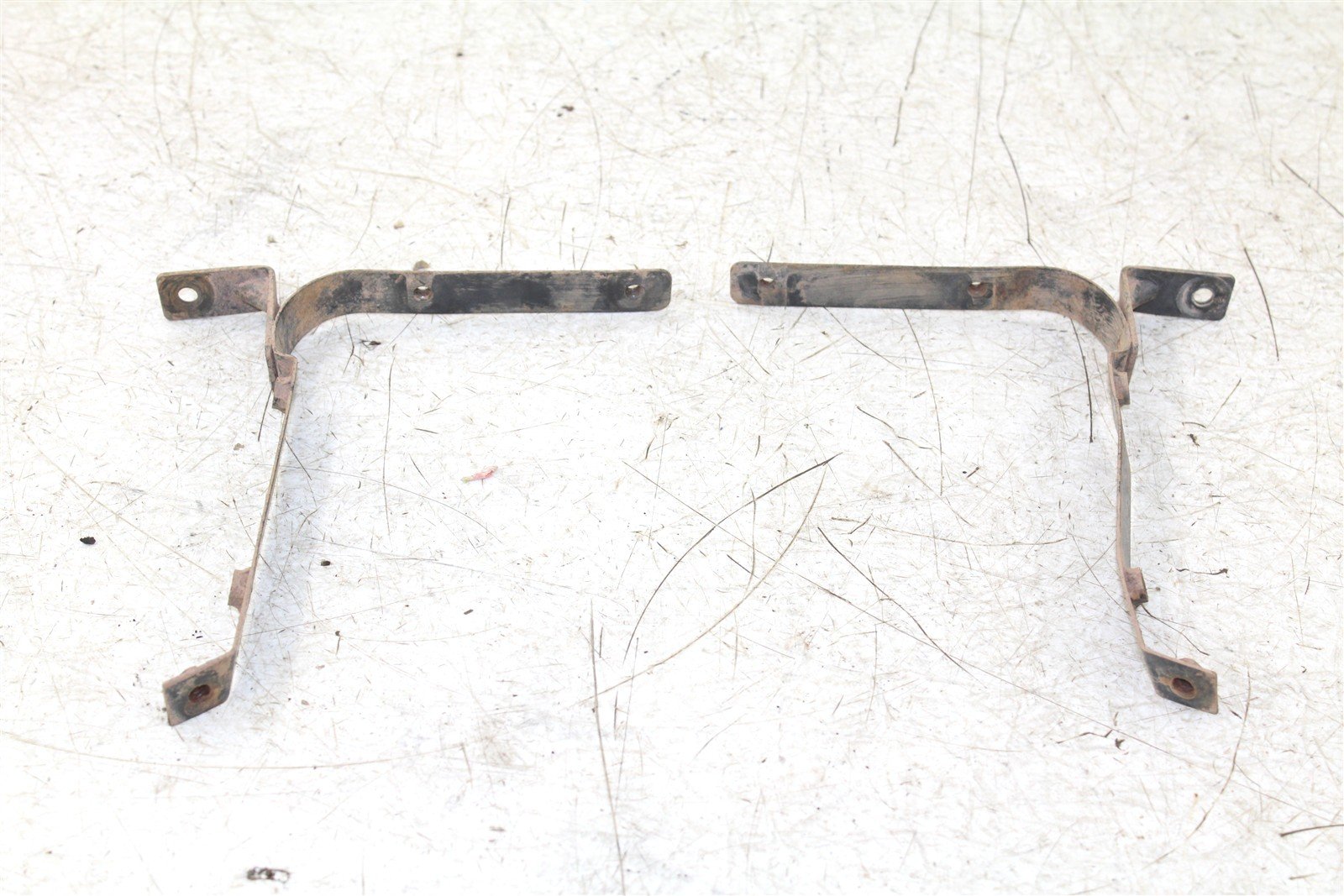 1998 Kawasaki Bayou 220 Rear Mud Guards Fender Supports Mounts Brackets 24053