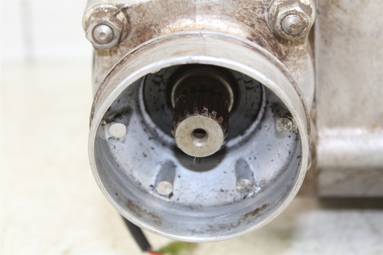 1998 Kawasaki Bayou 220 Engine Bottom Lower End Cases Crankshaft 24053