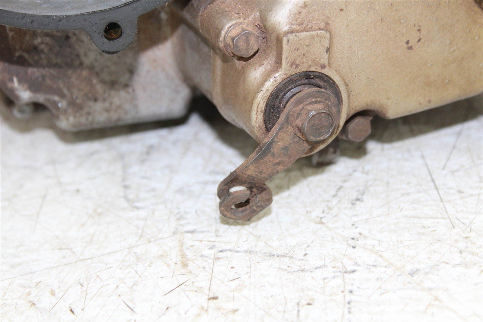 1998 Kawasaki Bayou 220 Engine Bottom Lower End Cases Crankshaft 24053