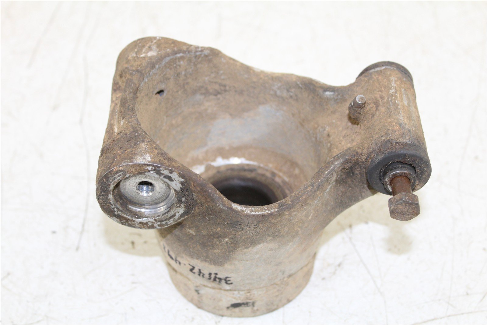 2001 Polaris Sportsman 400 4x4 Rear Knuckle Control Arm Mount Left Right 34142