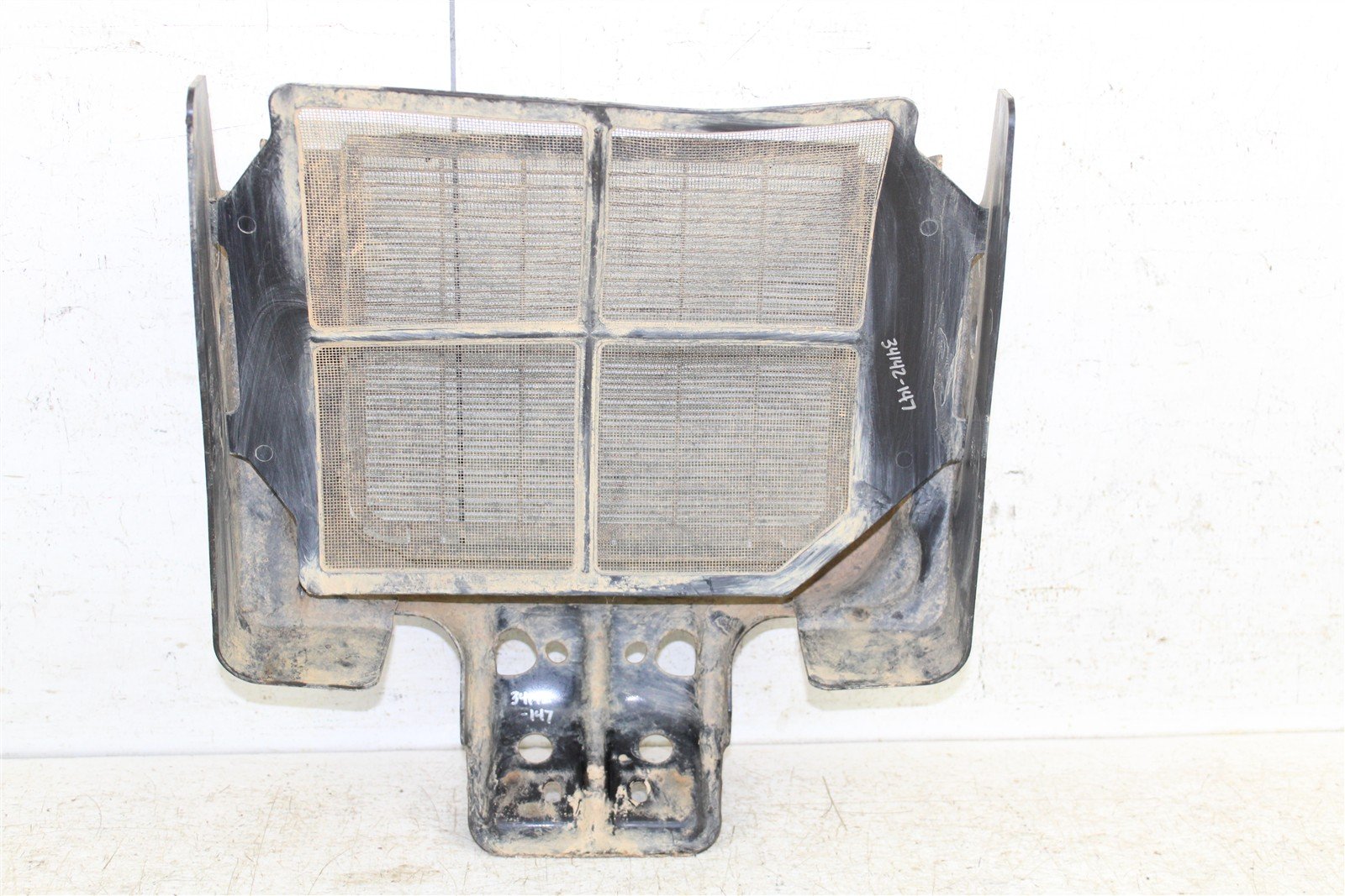2001 Polaris Sportsman 400 4x4 Front Bumper Frame Mount Radiator Guard 34142