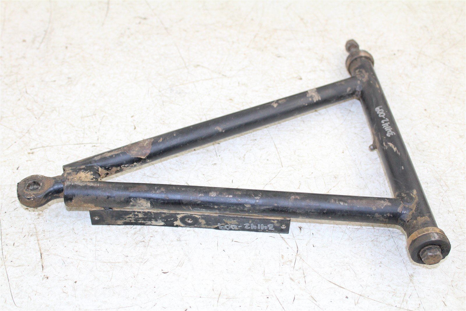 2001 Polaris Sportsman 400 4x4 Front Left Control A Arm 34142