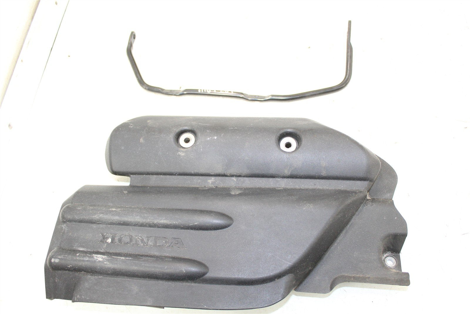 2007 Honda Foreman Rubicon TRX 500 FA Left Side Engine Cover Plastic w/ Mount