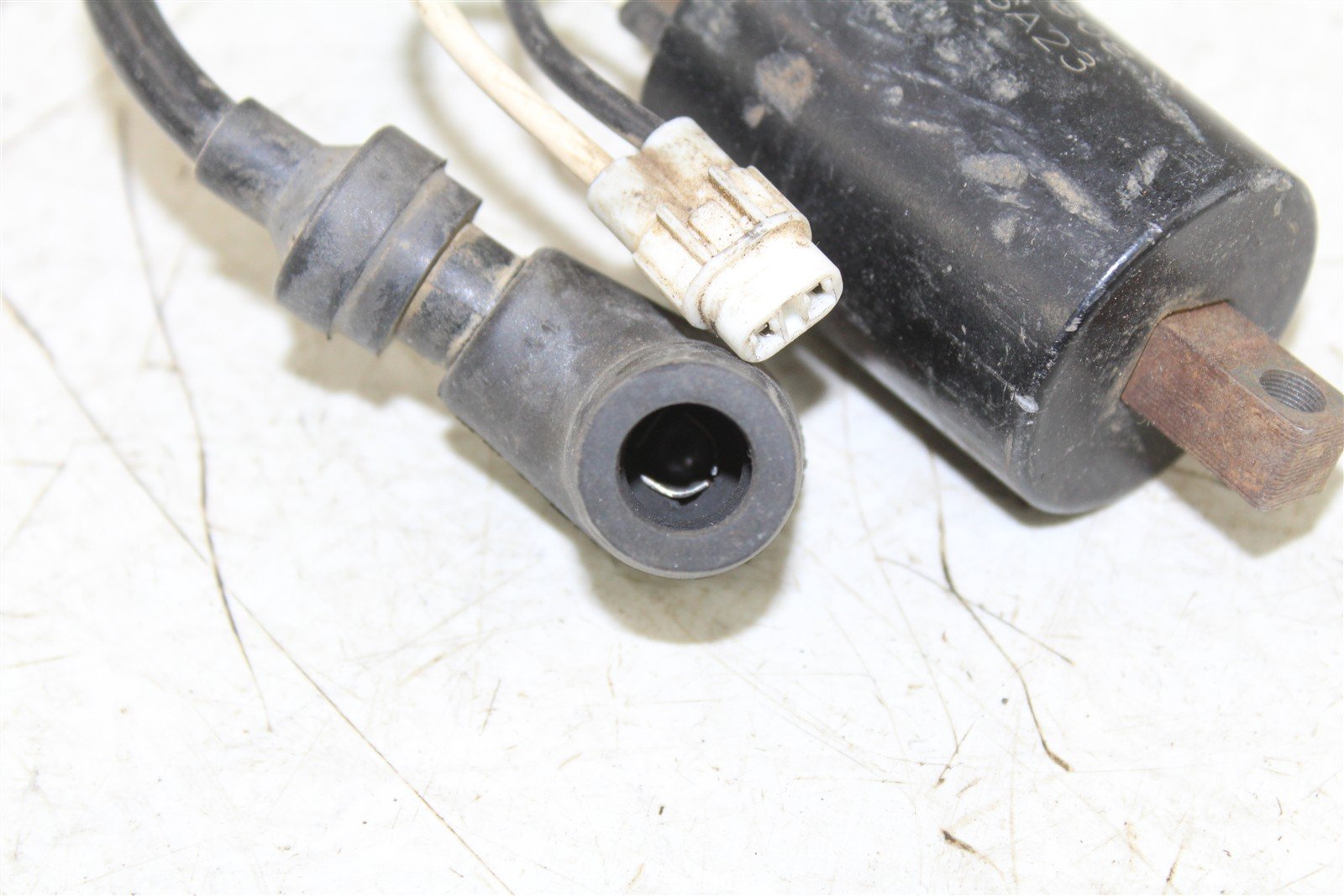 1996 Suzuki RM 250 Ignition Coil Wire Spark Plug Boot 361C