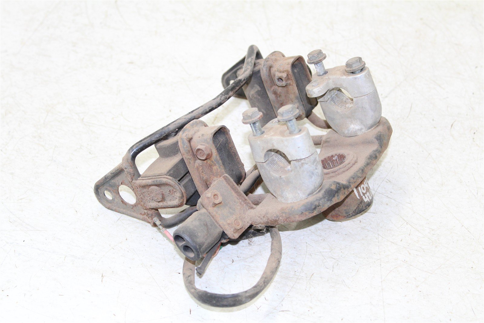 1985 Honda Fourtrax TRX 250 Headlight Mount w/ Handle Bar Clamps Mounts 11045