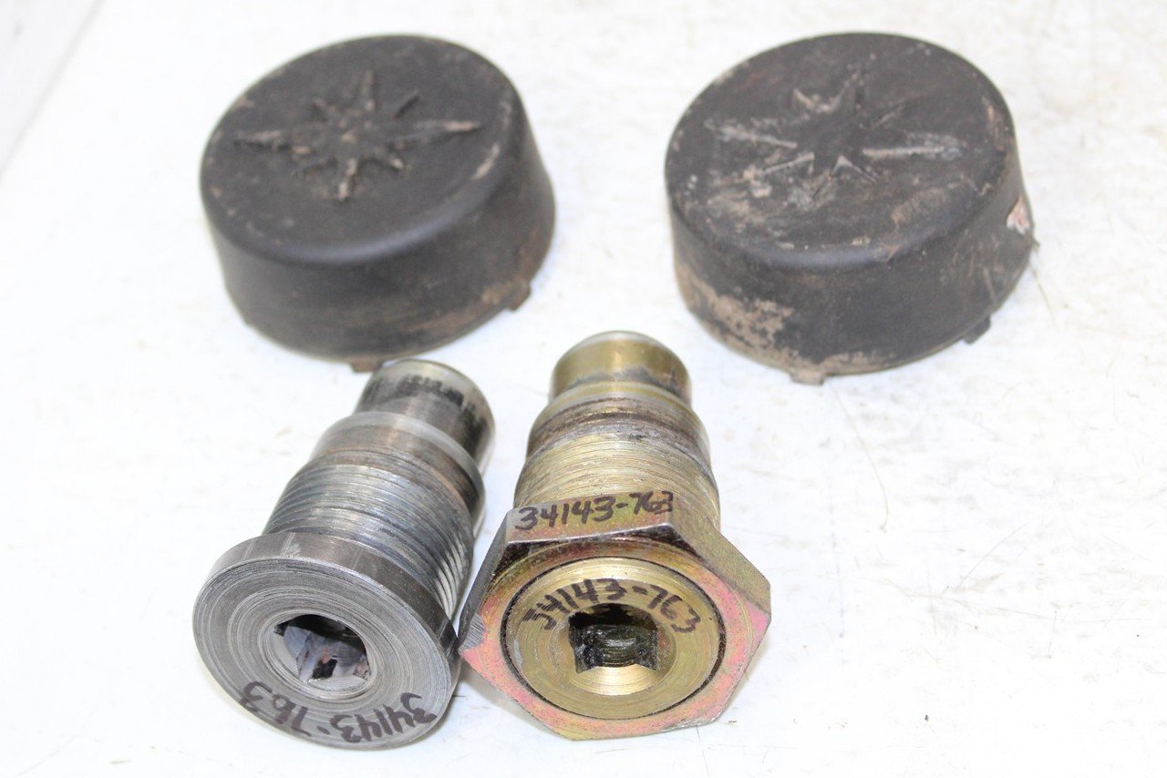 2002 Polaris Magnum 325 4x4 Swingarm Bolts Swing Arm Dust Caps 34143