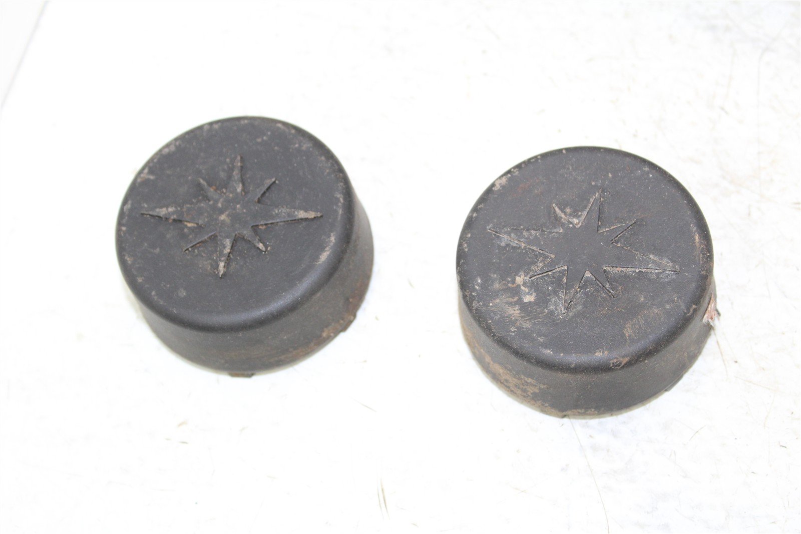 2002 Polaris Magnum 325 4x4 Swingarm Bolts Swing Arm Dust Caps 34143