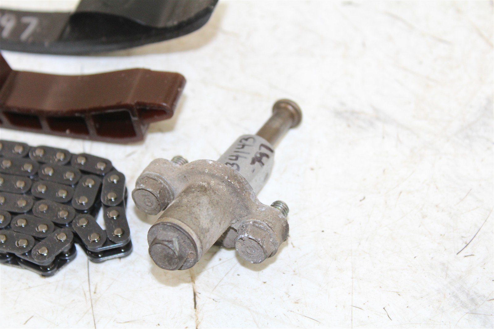 2002 Polaris Magnum 325 4x4 Timing Chain Guide w/ Camshaft Tensioner 34143