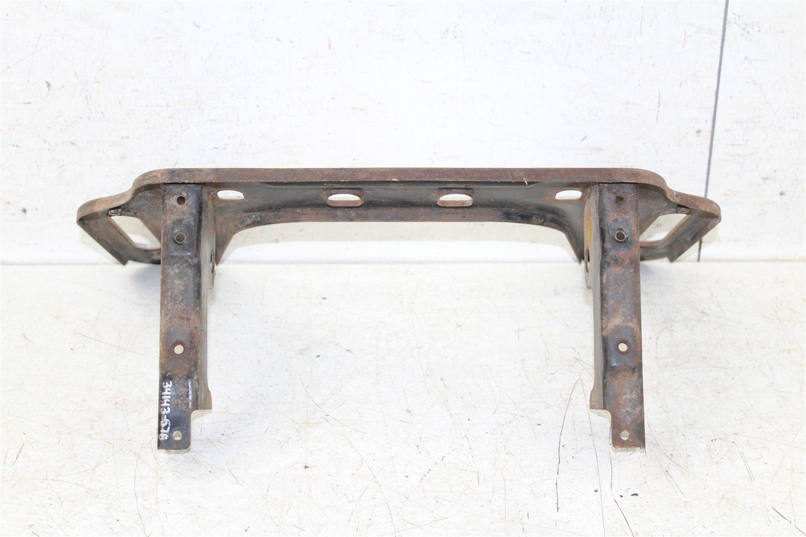 2002 Polaris Magnum 325 4x4 Front Rack Support Mount Carrier 34143