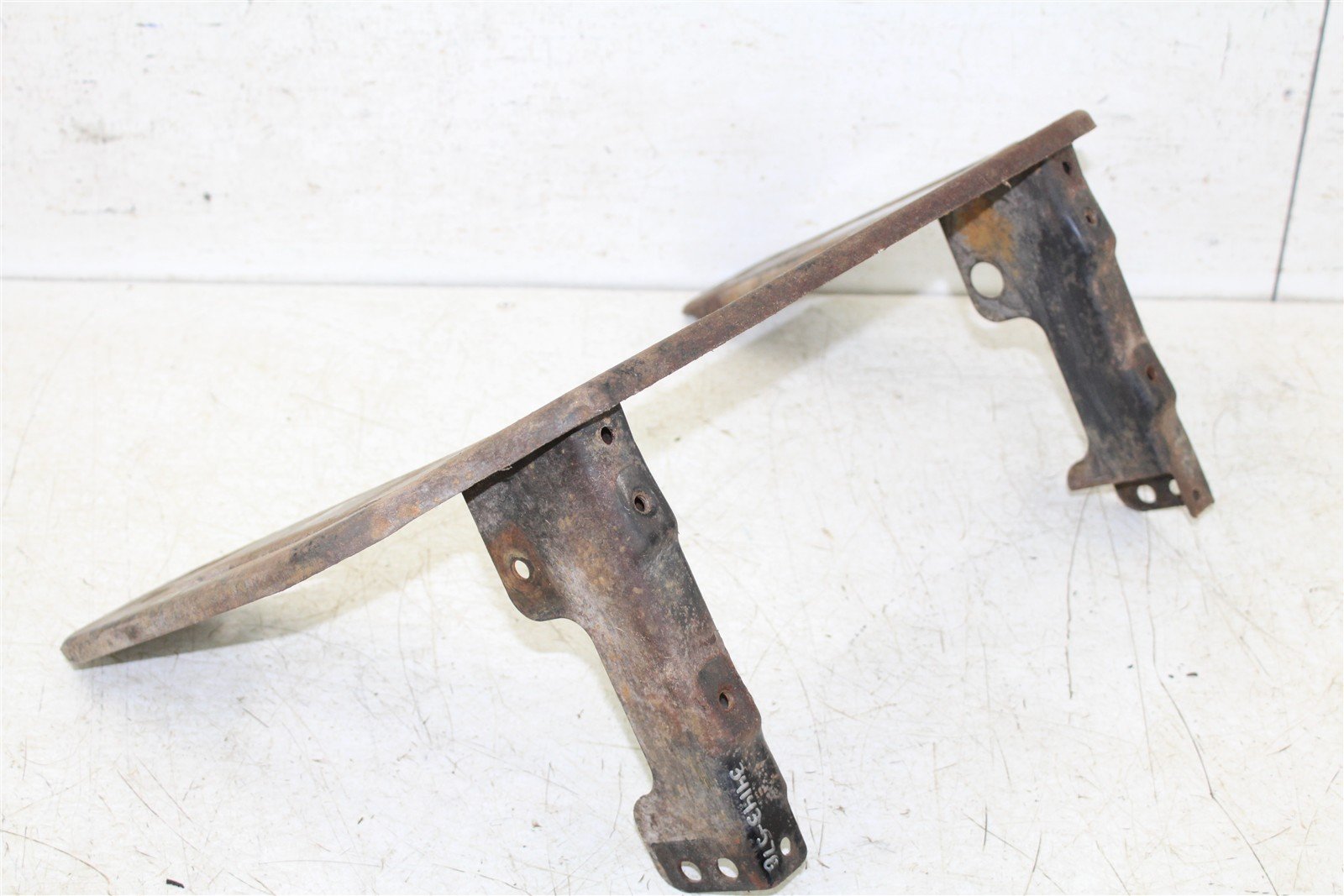 2002 Polaris Magnum 325 4x4 Front Rack Support Mount Carrier 34143